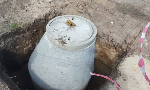 Versickerung auf dem eigenen Grundstück: Regenwasser in den Sickerschacht leiten