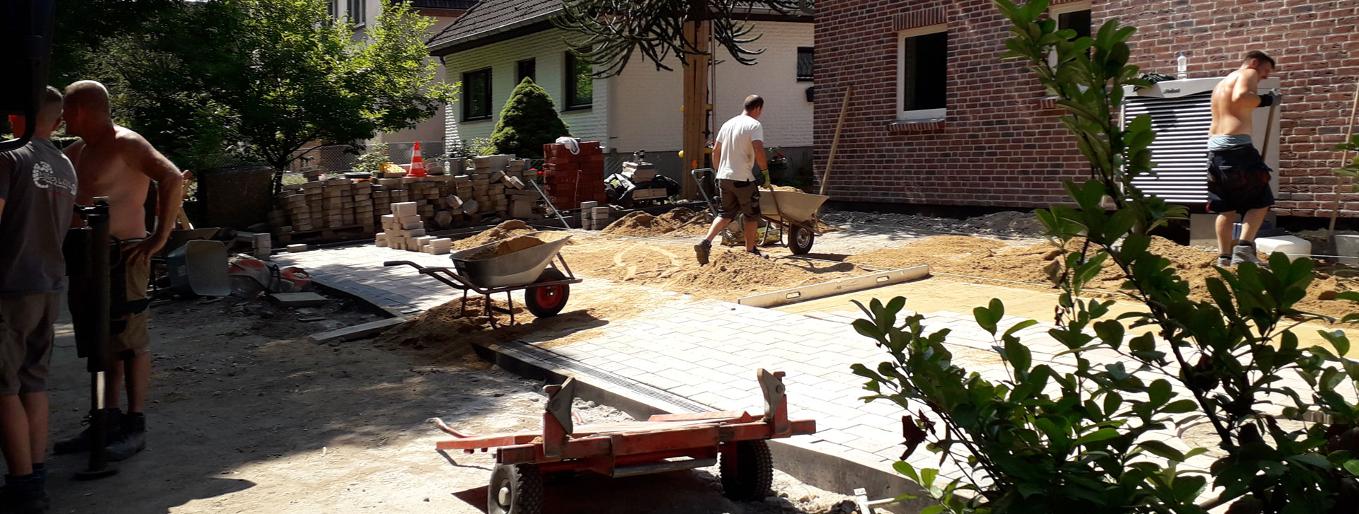 Teamwork: Pflasterbau Michalzik