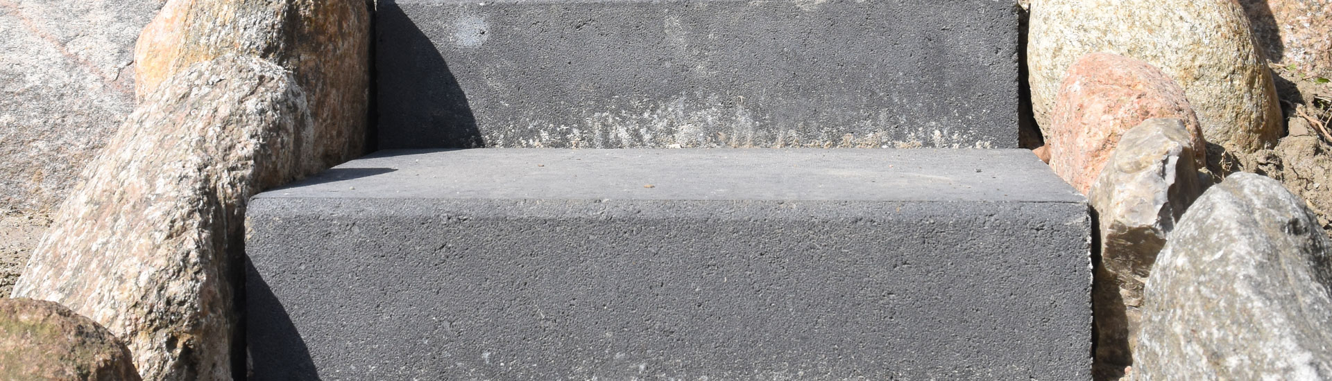 Stufen zur Terrasse